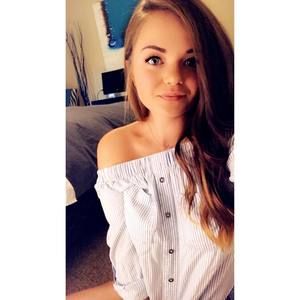 Meet your Posher, Karlee